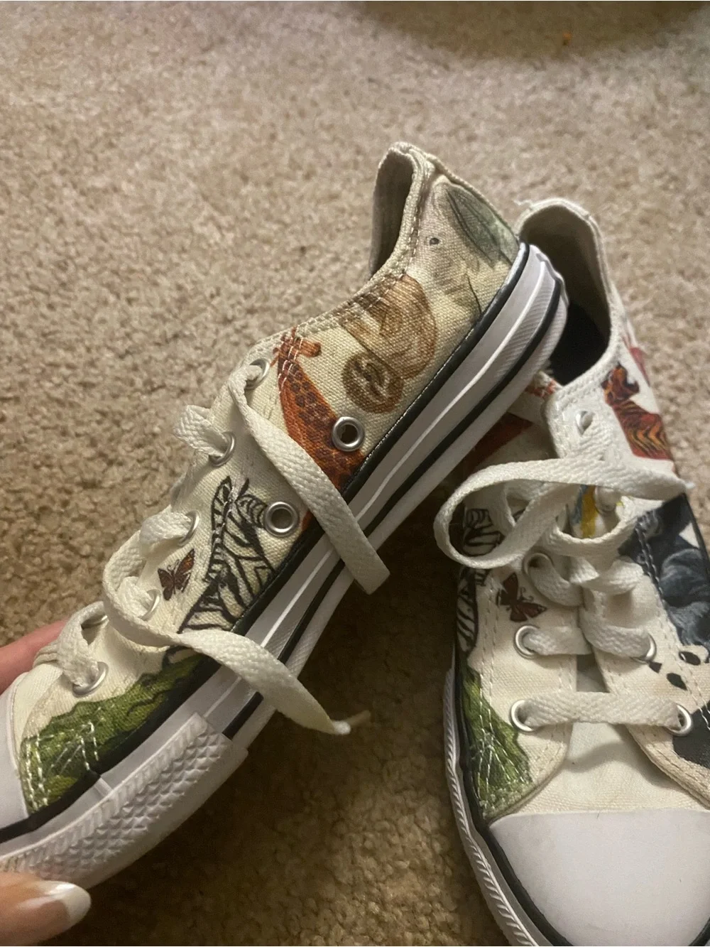 Converse- safari theme- youth 2- EUC